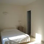 Maison 8 Personnes Proche - Sgo000-333